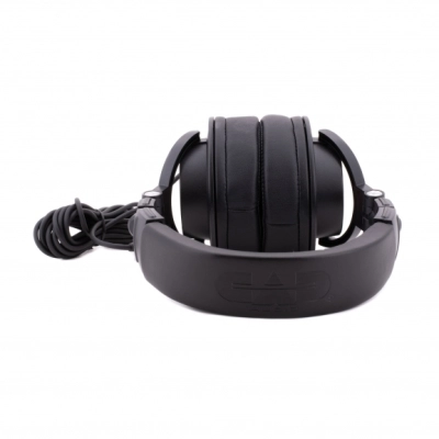 MH400 Closed-Back Studio Headphones