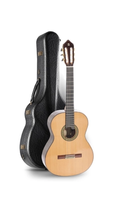 11 P Concert Classical Guitar with Gig Bag