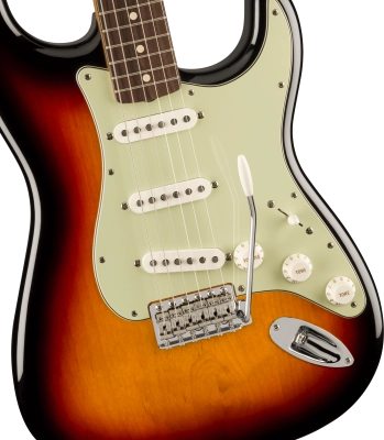 Vintera II 60s Stratocaster, Rosewood Fingerboard - 3-Color Sunburst with Gig Bag