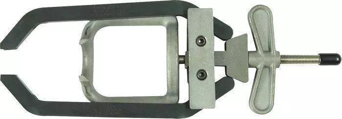 Mouthpiece Puller