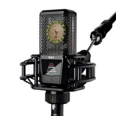 Ray Condenser Mic with Aura Technology