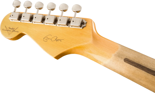 Eric Clapton Signature Stratocaster Journeyman Relic, Maple Fingerboard with Hardshell Case - Aged White Blonde