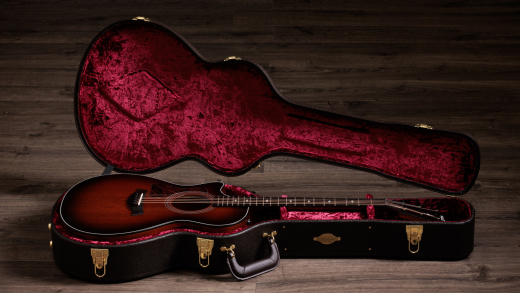 322ce Grand Concert Tropical Mahogany Acoustic/Electric Guitar with Hardshell Case - Left-Handed