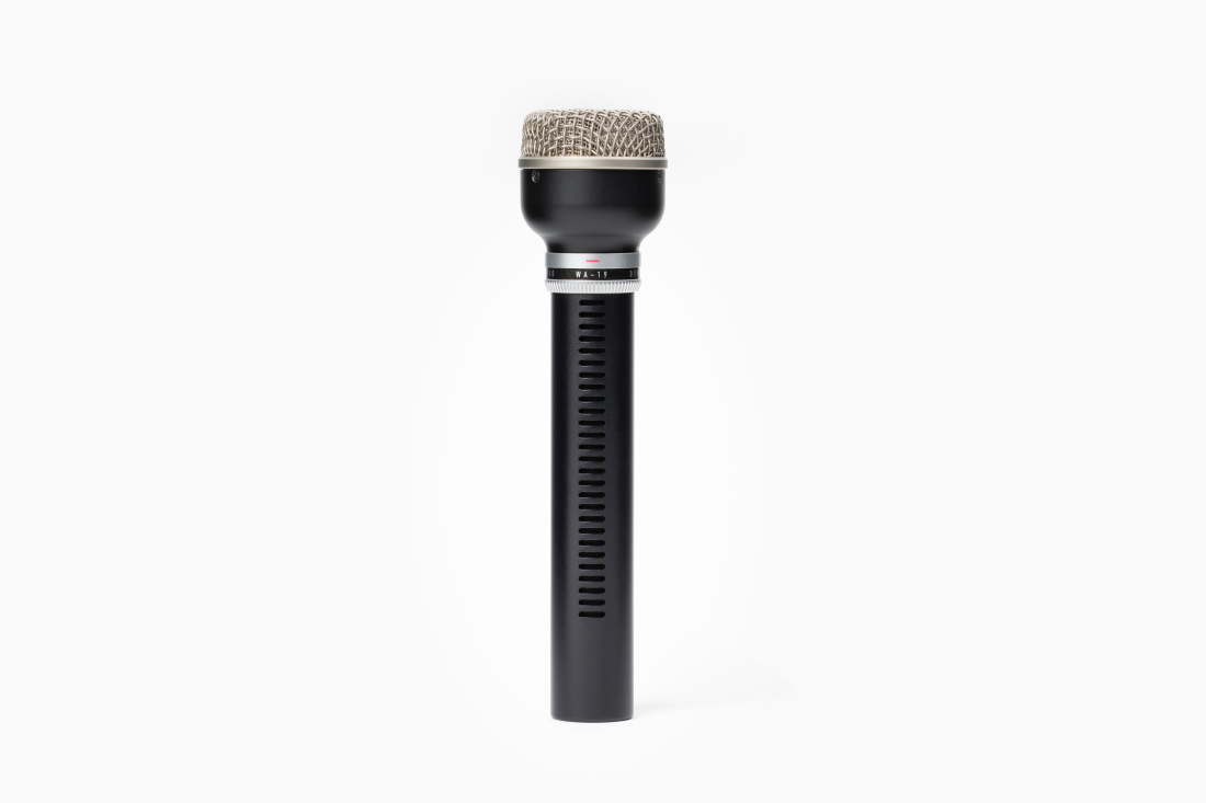 WA-19 Dynamic Studio Microphone - Black