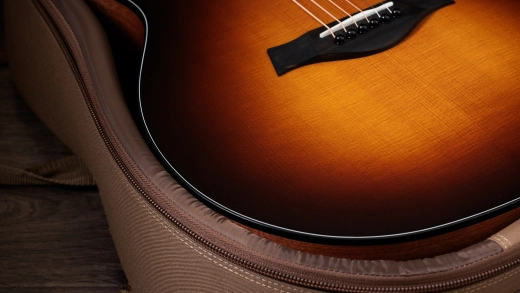 114ce Special Edition Grand Auditorium Acoustic/Electric Guitar with Gigbag - Tobacco Sunburst