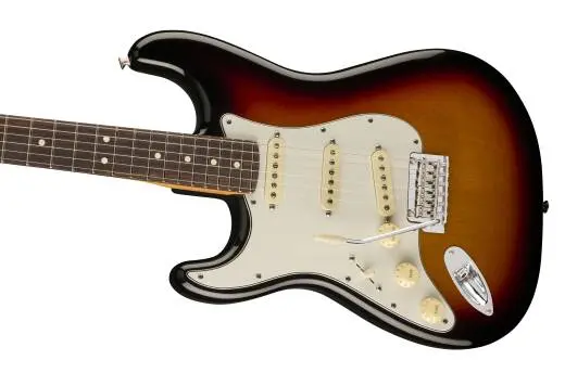 Player II Stratocaster, Rosewood Fingerboard, Left-Handed - 3-Color Sunburst