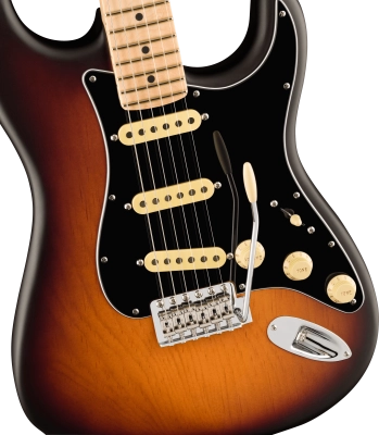 American Performer Pine Stratocaster, Maple Fingerboard - 2-Color Sunburst