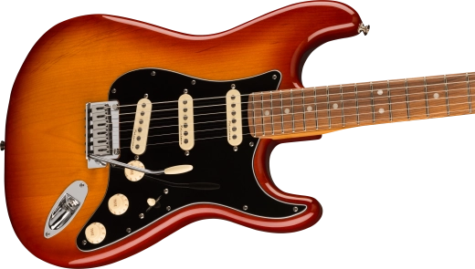 Player Plus Stratocaster, Pau Ferro Fingerboard - Sienna Sunburst