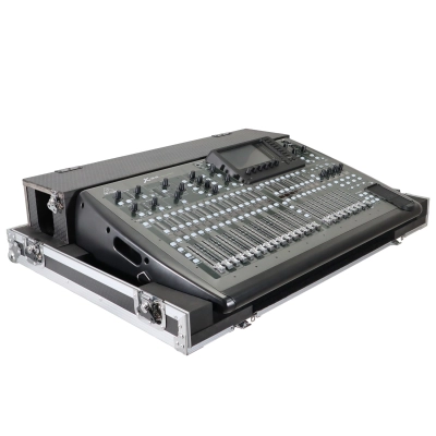 XS-BX32DHW ATA Flight Road Case for Behringer X32 Console with Doghouse compartment and Caster Wheels