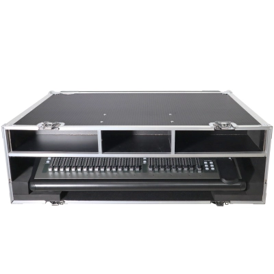 XS-BX32DHW ATA Flight Road Case for Behringer X32 Console with Doghouse compartment and Caster Wheels