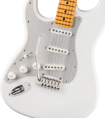 American Ultra II Stratocaster, Maple Fingerboard with Case - Avalanche (Left Handed)