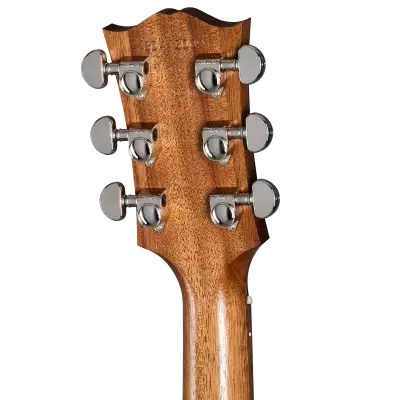 SJ-200 Studio Walnut Acoustic/Electric Guitar with Hardshell Case - Satin Natural