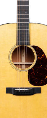 D-18 Dreadnought Spruce/Mahogany Acoustic Guitar with Hardshell Case - Gloss