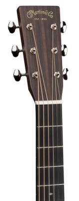 HD-28 Dreadnought Acoustic Guitar with Hardshell Case - Gloss
