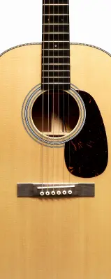 O\'ahu HG-28 Dreadnought Acoustic Guitar with Hardshell Case