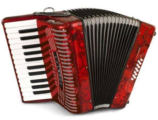 Hohnica 1303 Piano Accordion - 26 Keys/12 Bass - Red