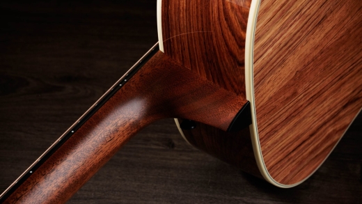 Gold Label 814e Honduran Rosewood/Torrefied Spruce Acoustic-Electric Guitar with Case