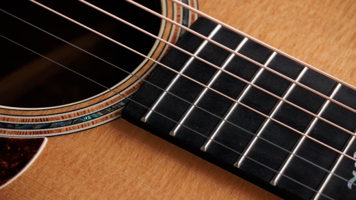 Gold Label 814e Koa Acoustic-Electric Guitar with Case