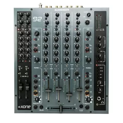 Allen & Heath - Xone 922 6 Channel Analog Mixer