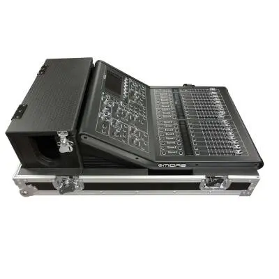 Digital Audio Mixer Flight Case for Midas M32R Console with Doghouse Compartment and Caster Wheels