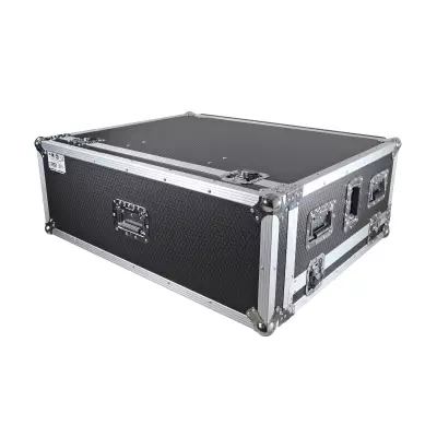 ProX - Flight Case for Soundcraft SI Impact Console with Doghouse compartment and Caster wheels