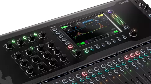 Qu-6D 32-Channel 96kHz Digital Audio Mixer with Dante