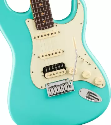 American Ultra Luxe Vintage \'60s Stratocaster HSS, Rosewood Fingerboard - Sea Foam Green