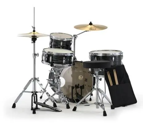 L&M Exclusive Roadshow Complete Drum Kit (18,10,14,SD) with Hardware and Cymbals - Midnight Chrome Vortex