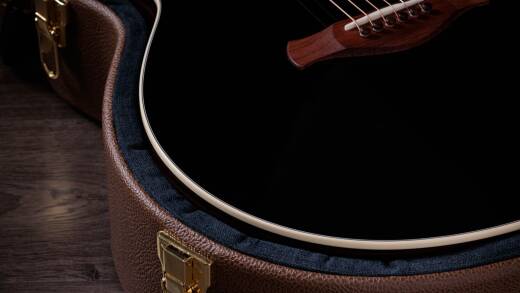 Gold Label 714e Blacktop Indian Rosewood Acoustic-Electric Guitar with Case