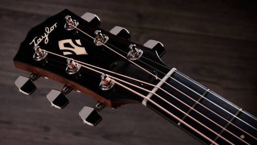 Gold Label 714e Blacktop Indian Rosewood Acoustic-Electric Guitar with Case