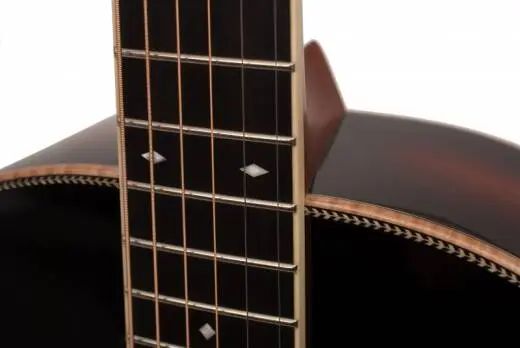 000-50 Traditional Series Spruce/Mahogany Acoustic Guitar - Full Sunburst