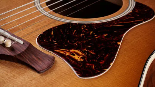 Trey Hensley Gold Label 510e Special Edition Acoustic/Electric Guitar with Hardshell Case - Antique Blonde