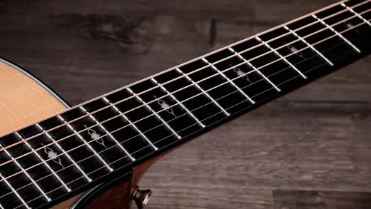 312ce Grand Concert Sapele/Sitka Spruce Acoustic-Electric Guitar with Hardshell Case