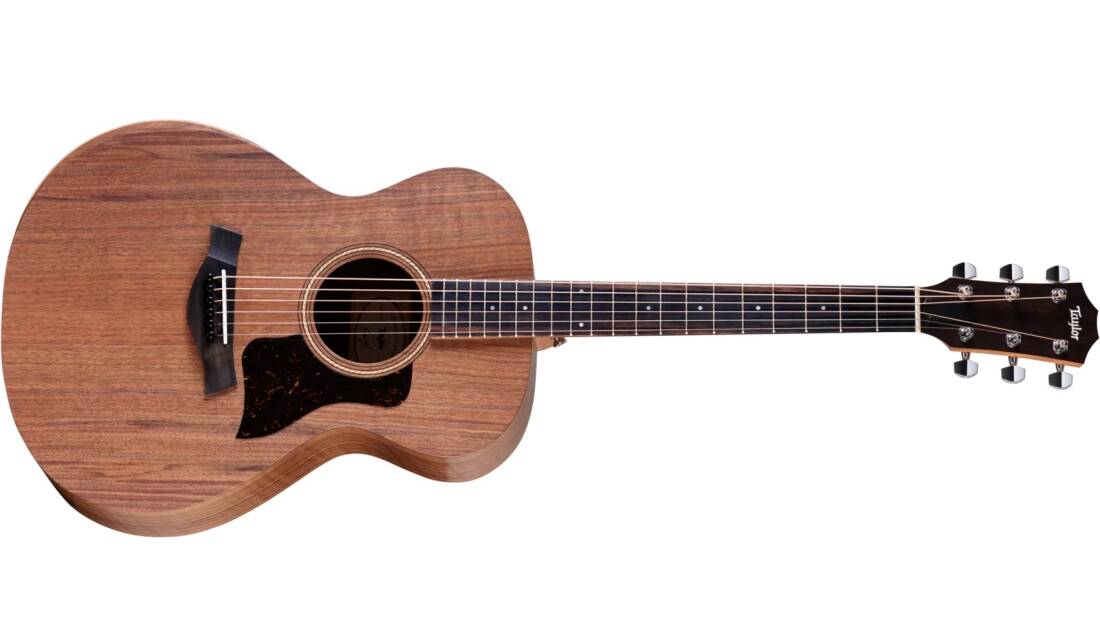 Academy 22e Grand-Concert Walnut Acoustic-Electric Guitar with Gig Bag