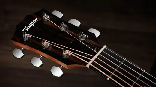 214ce Special Edition Honeyburst Acoustic-Electric Guitar with Gig Bag