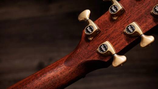 Next Generation Builder\'s Edition 814ce Indian Rosewood/Adirondack Spruce Acoustic-Electric Guitar with Case