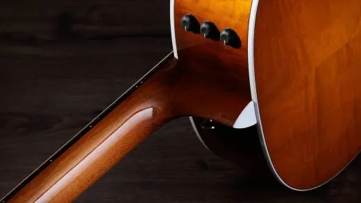 217e Plus Special Edition Honeyburst Acoustic-Electric Guitar with Gig Bag