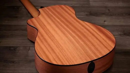 112ce Sapele/Spruce Acoustic-Electric Guitar with Gig Bag - Natural