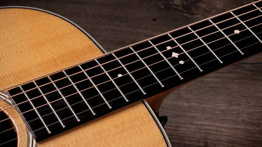 Gold Label 512e Spruce/Mahogany Acoustic-Electric Guitar - Natural