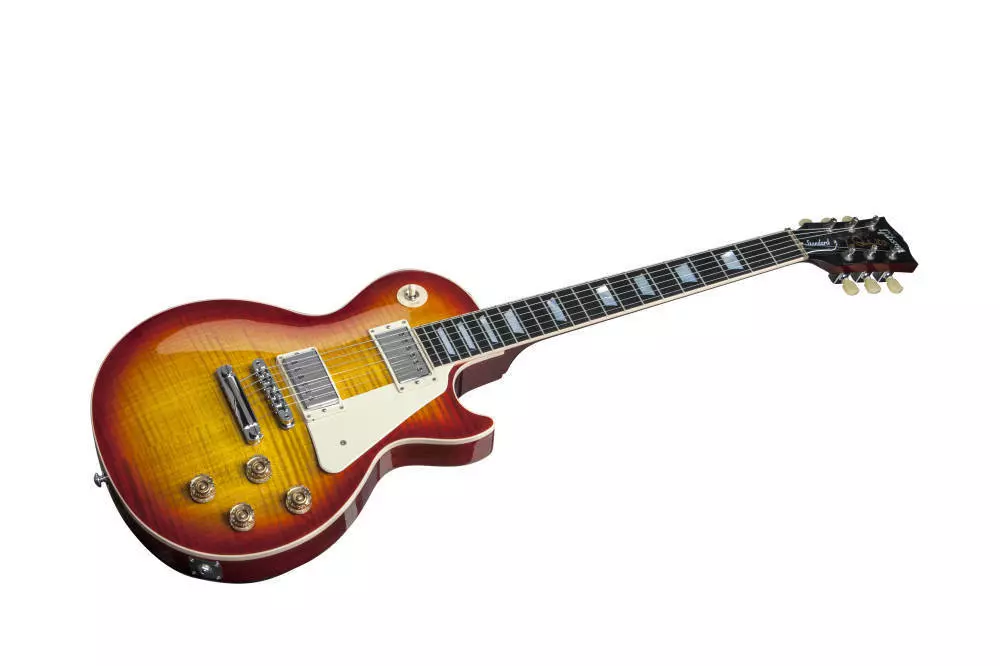 2015 Les Paul Standard - Heritage Cherry Sunburst