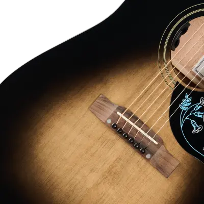 Eric Church Hummingbird Dark Acoustic/Electric Guitar with Hardshell Case - Cobra Burst