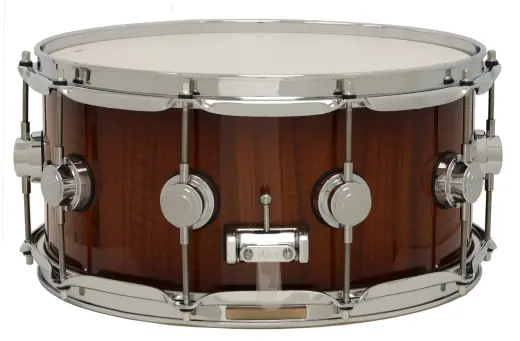 L&M Exclusive Collector\'s Series VLT Maple 6.5x14\'\' Snare Drum - Almond Burst Over Etimoe