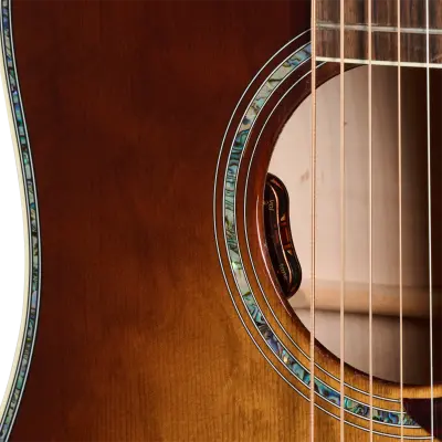 Limited Edition Dove Anniversary Acoustic/Electric Guitar with Hardshell Case - Cremona Burst