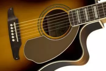 Kingman ASCE - 3-Colour Sunburst, Rosewood with Case