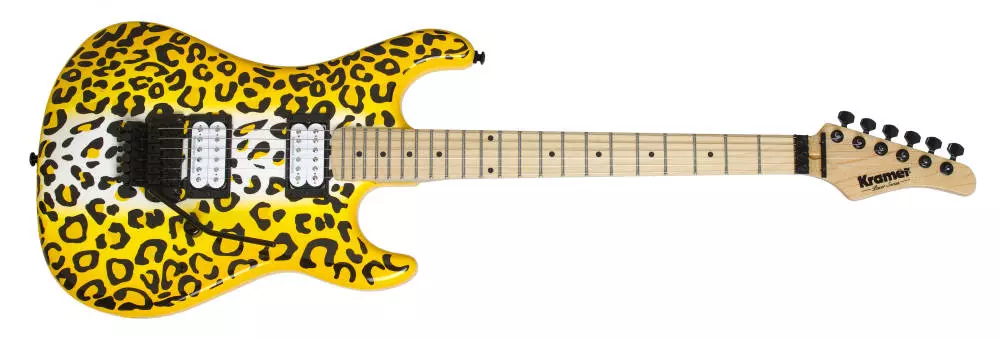 Satchel Signature Pacer - Yellow Leopard Print