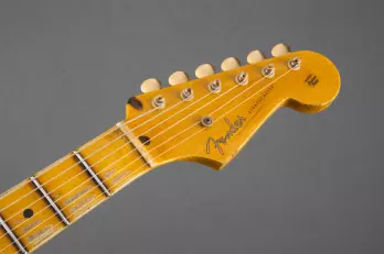 Custom Shop 20th Anniversary Relic Stratocaster - Vintage Blonde
