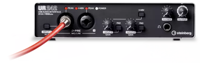 4 x 2 USB 2.0 Audio Interface with D-PRE