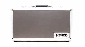 Metro 16 Pedal Board with Hard Case