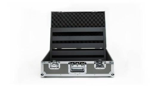 Novo 24 Pedal Board with Tour Case