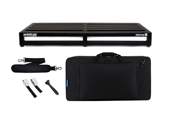 Novo 32 Pedal Board with Soft Case